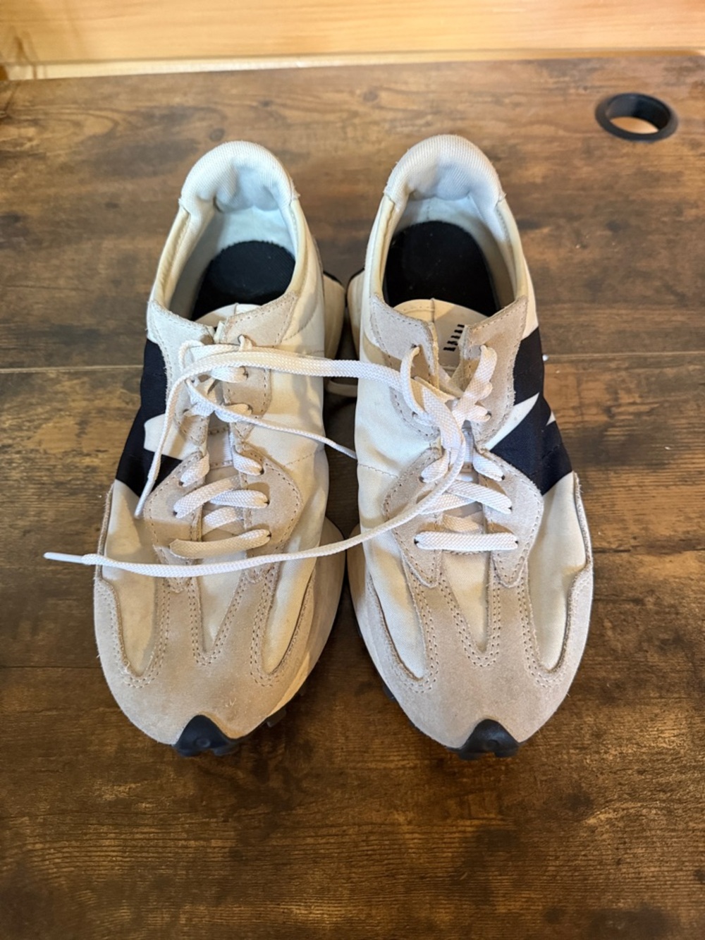 New Balance White and Black Women's Sneakers - Picture 2 of 4